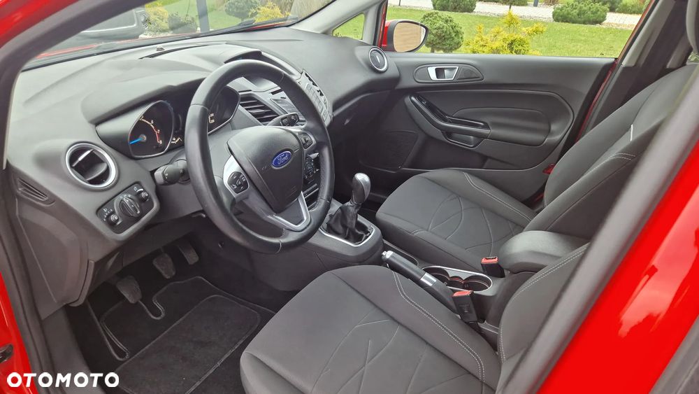 Ford Fiesta ver-1-0-ecoboost-s-s-titanium - 10