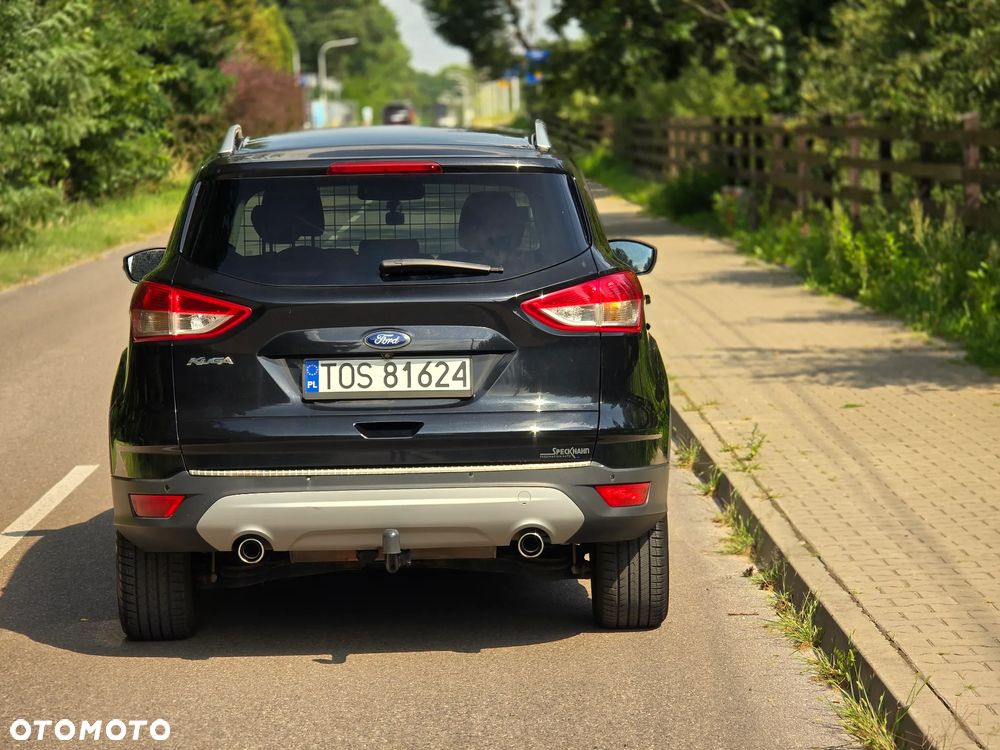 Ford Kuga 2.0 TDCi 2x4 Titanium - 16