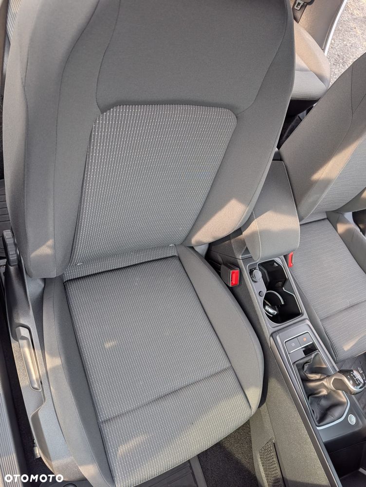 Volkswagen Golf 2.0 TDI Life - 29