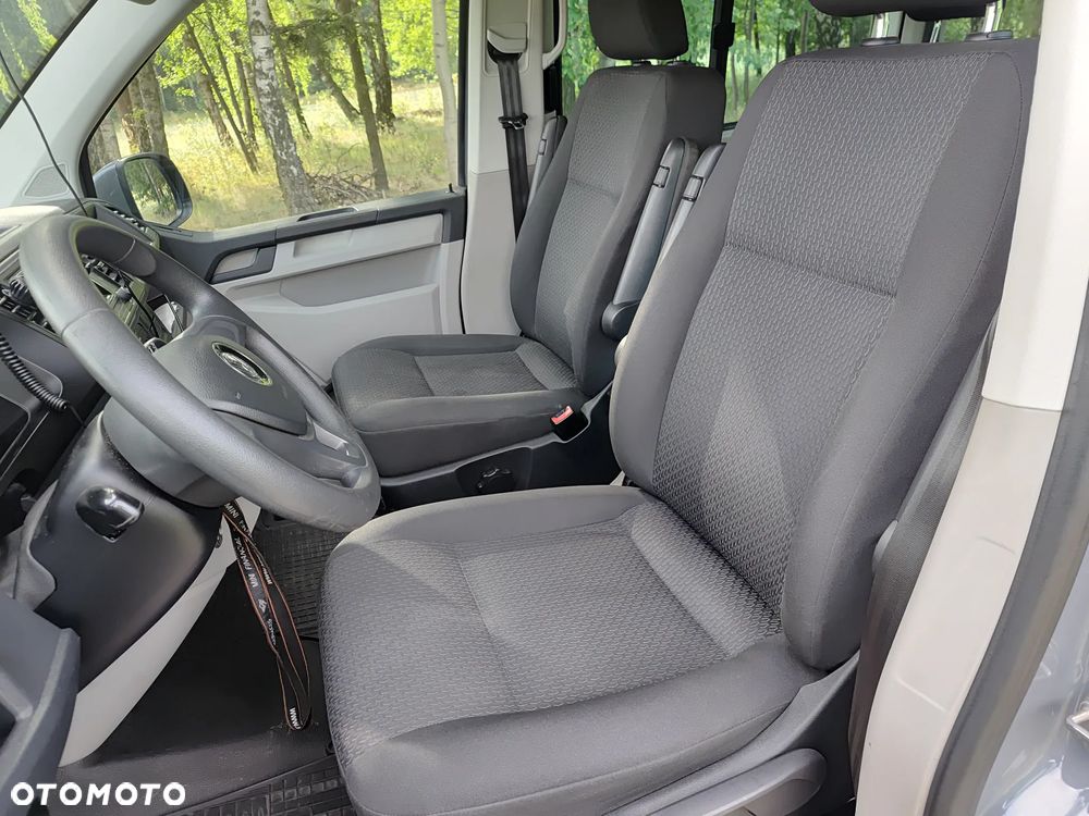 Volkswagen Caravelle ver-2-0-tdi-l1-business - 22
