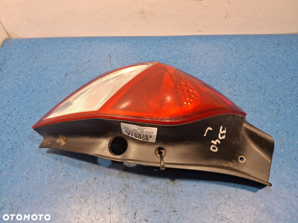 RENAULT CLIO III LIFT LAMPA TYŁ LEWA ZEWNĘTRZNA 8200886944 - 5