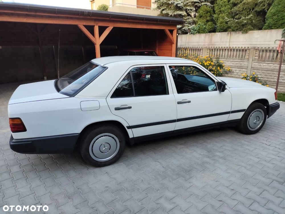 Mercedes-Benz W124 (1984-1993) - 5