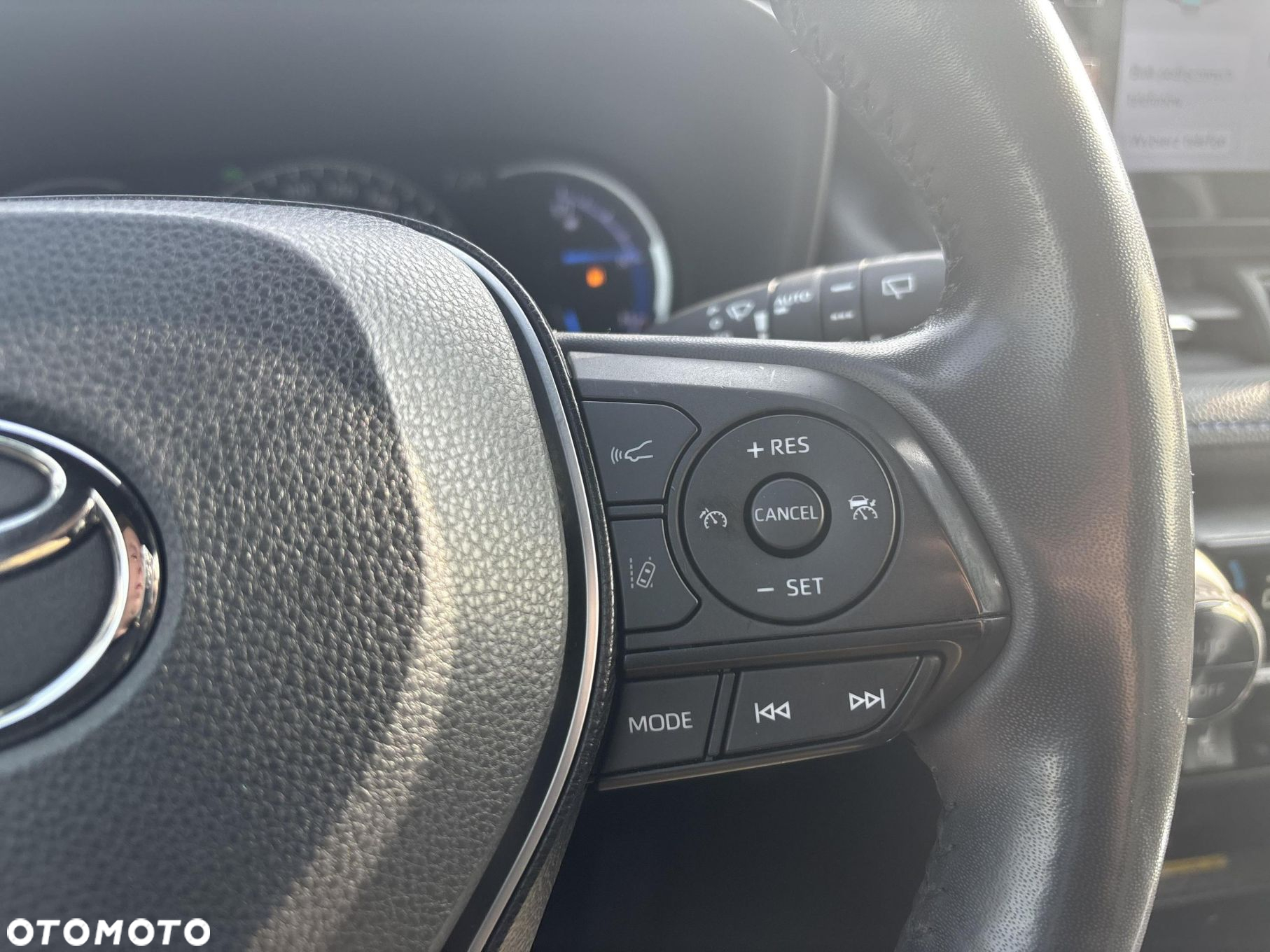 Toyota RAV4 - 22