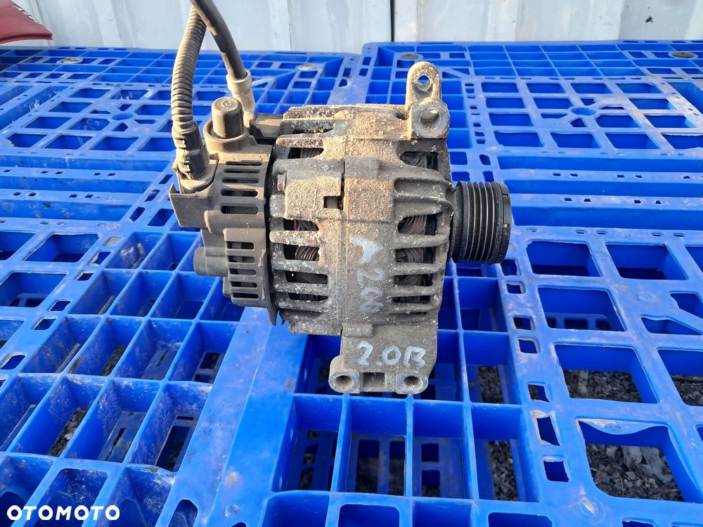 Mercedes-Benz A200 W169 2.0 Benzyna Alternator A 266 154 09 02