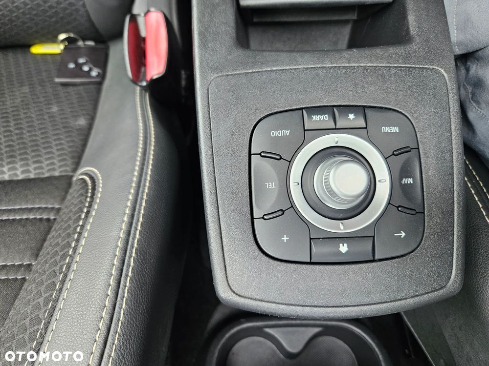 Renault Scenic ENERGY TCe 115 Bose Edition - 24