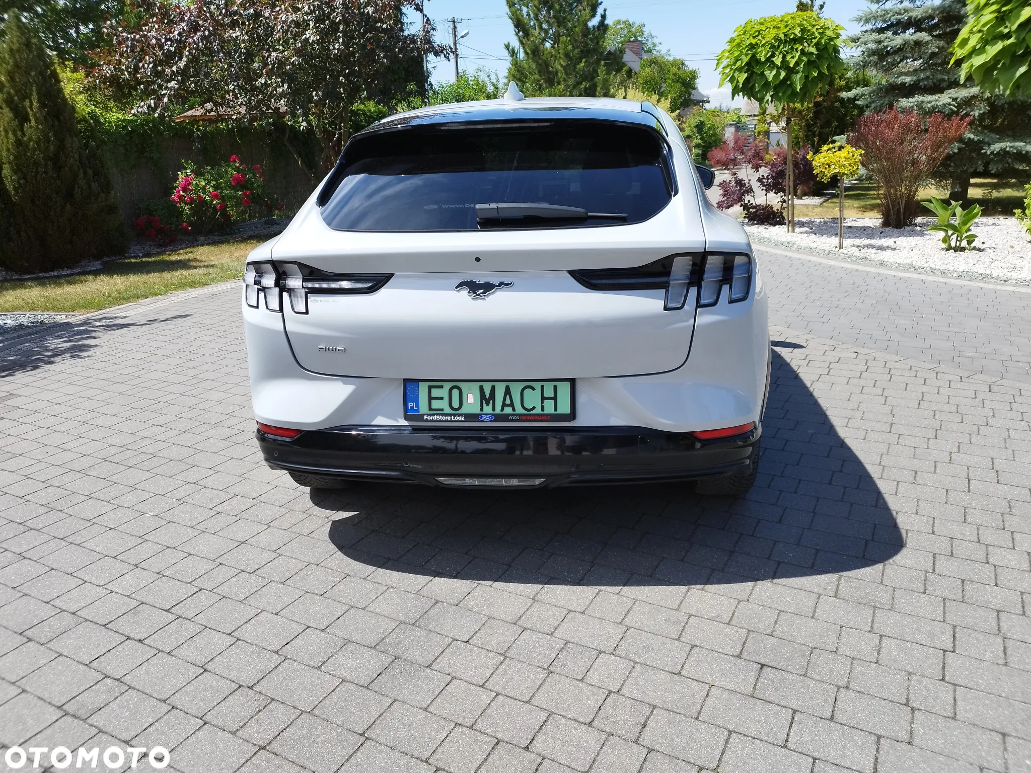 Ford Mustang Mach-E 91 kWh AWD Premium - 3