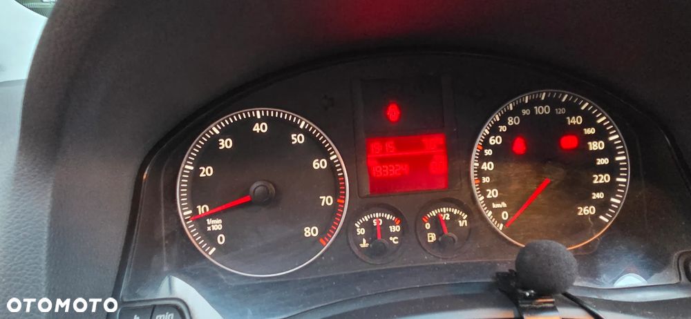 Volkswagen Golf 1.6 Goal - 11