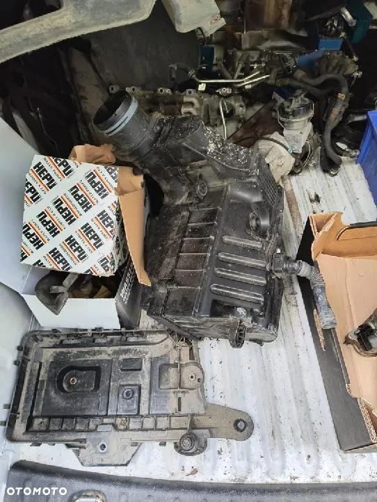 Volkswagen Caddy - 11