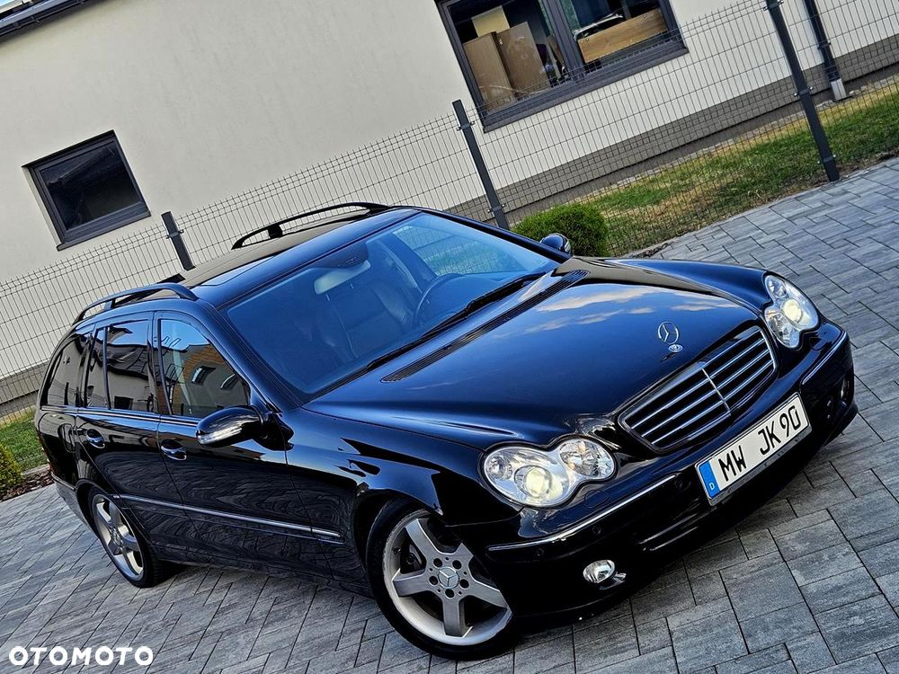 Mercedes-Benz Klasa C 300 7G-TRONIC Avantgarde - 16