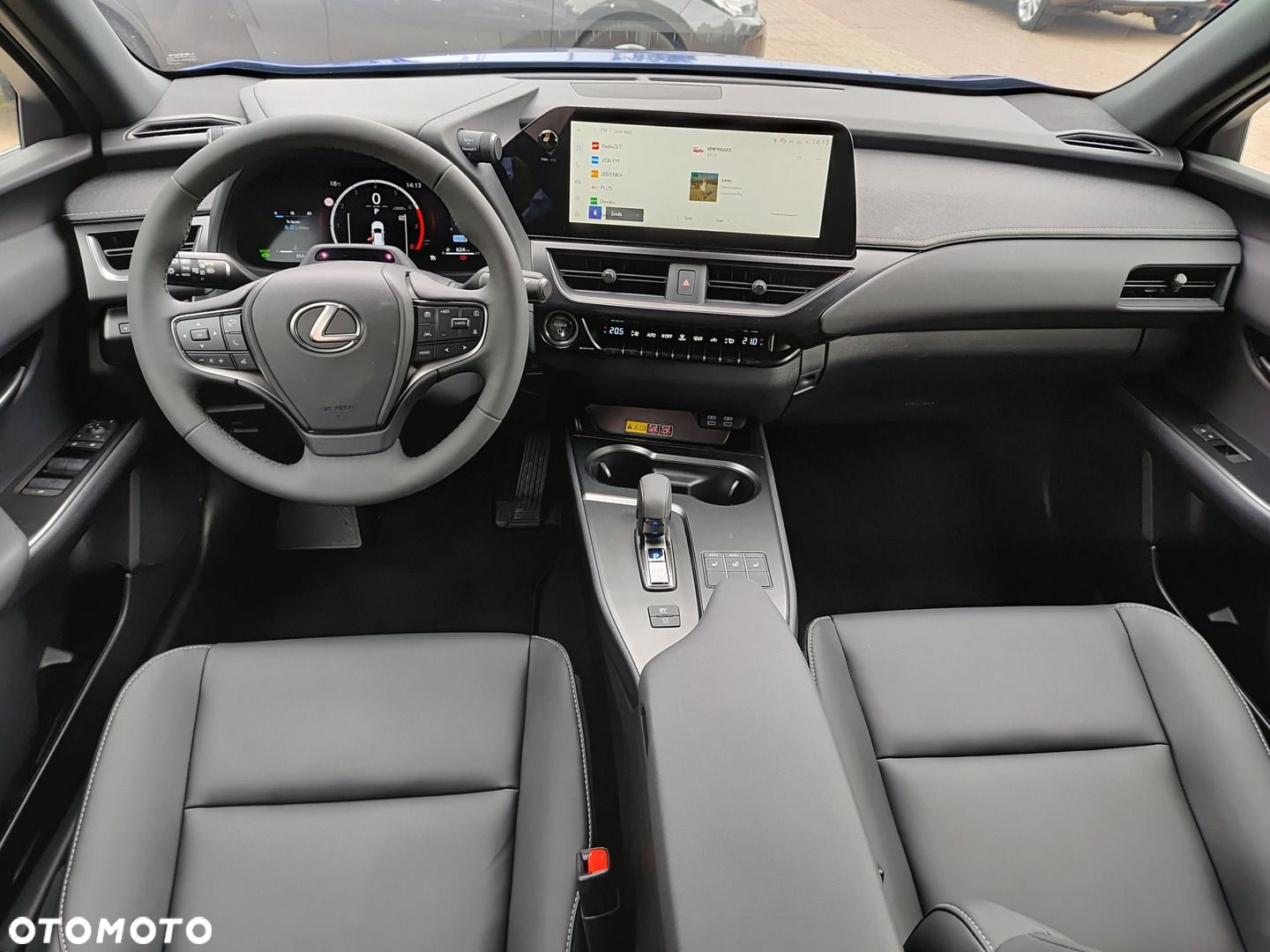 Lexus UX 300h F Sport Design - 10