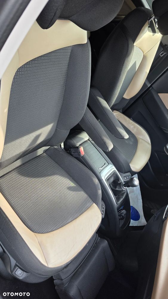 Citroën C4 Picasso PureTech 130 Stop&Start Exclusive - 23