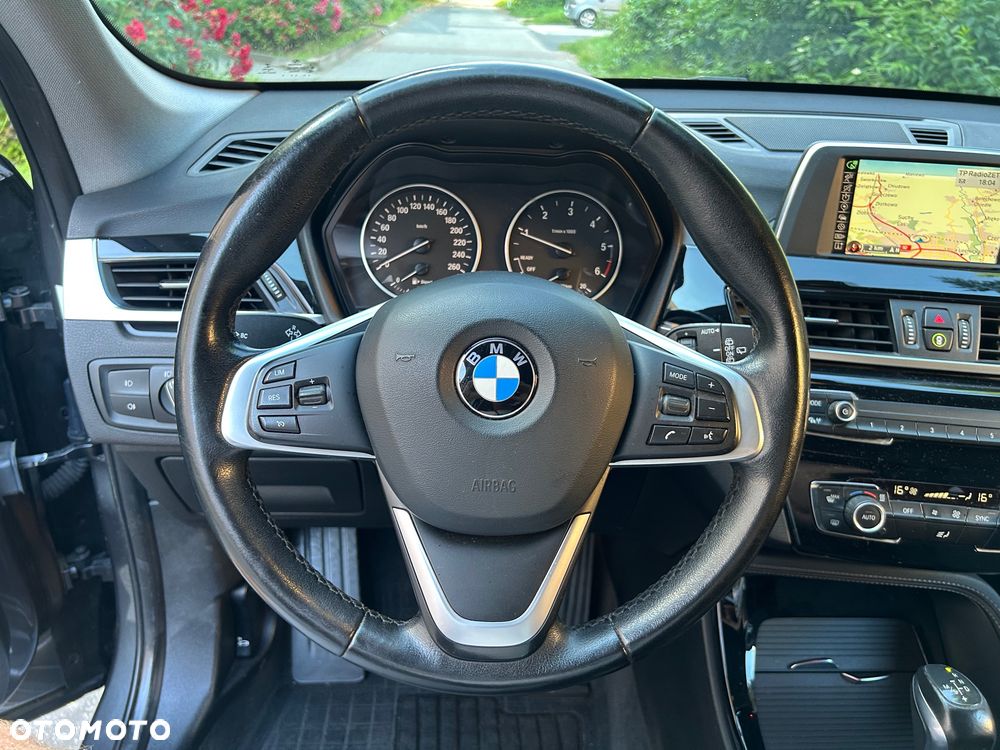 BMW X1 xDrive20d xLine sport - 26