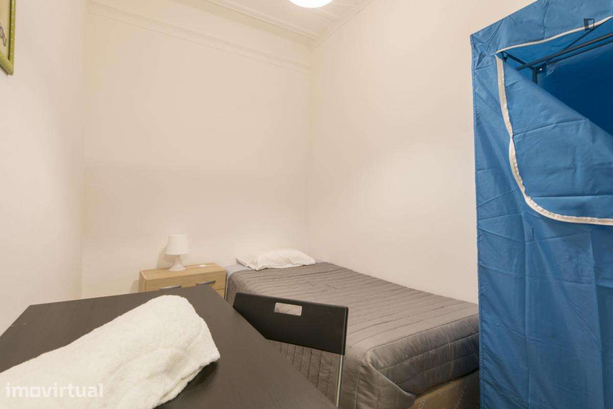 Quarto - localizado em Arroios Lisbon - Grande imagem: 2/13