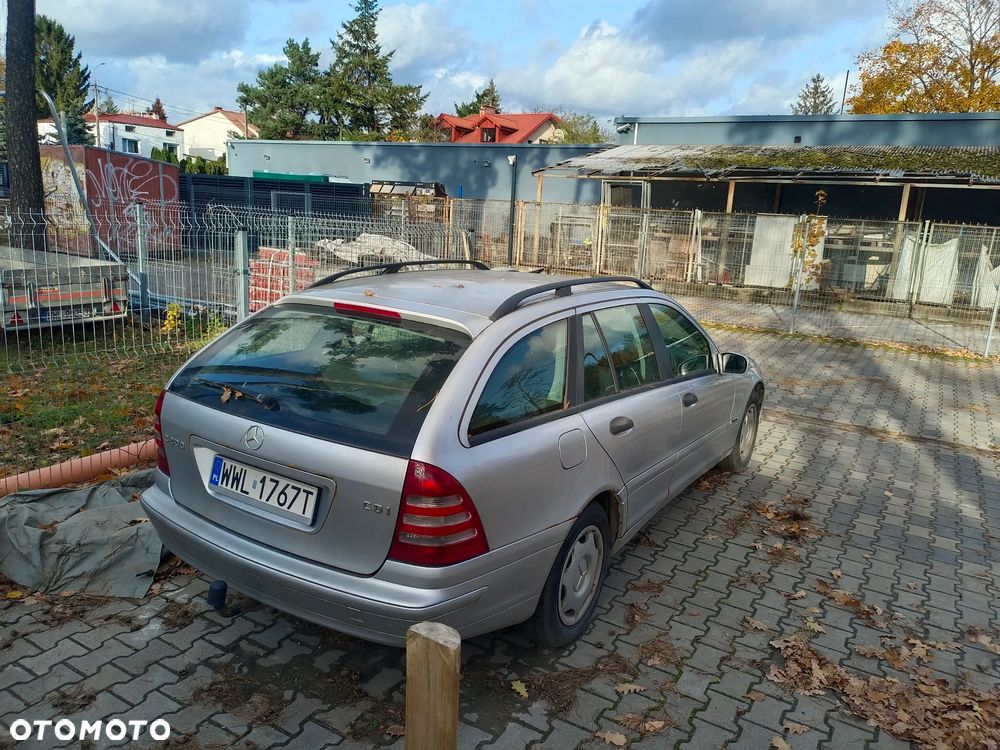 Mercedes-Benz Klasa C 200 T CDI Classic - 3