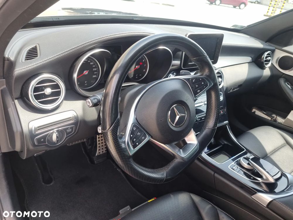 Mercedes-Benz Klasa C 200 4-Matic 9G-TRONIC - 7