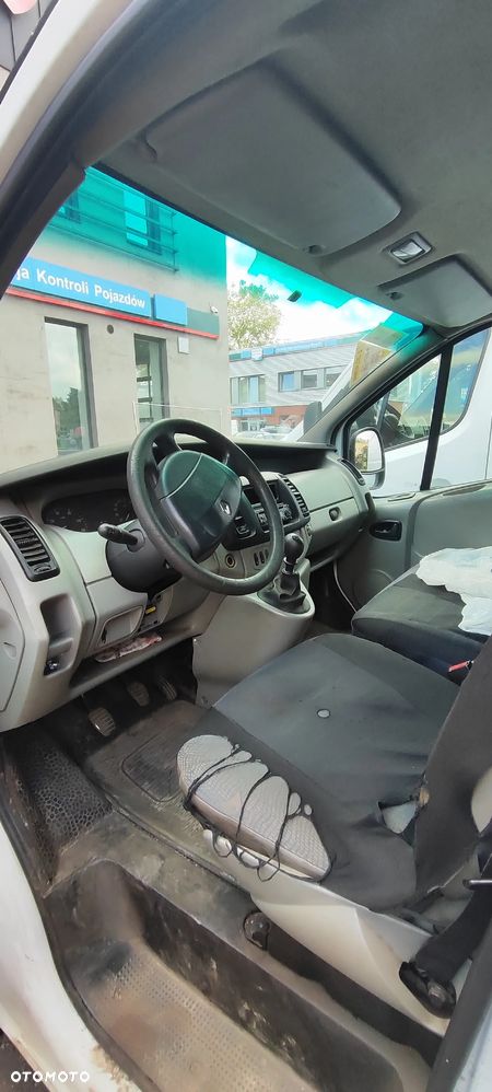 Renault TRAFIC - 7