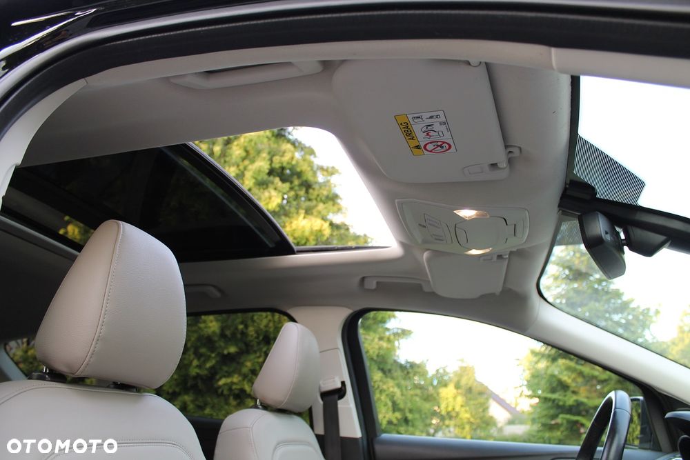 Ford Kuga 2.0 TDCi 4x4 Titanium - 22