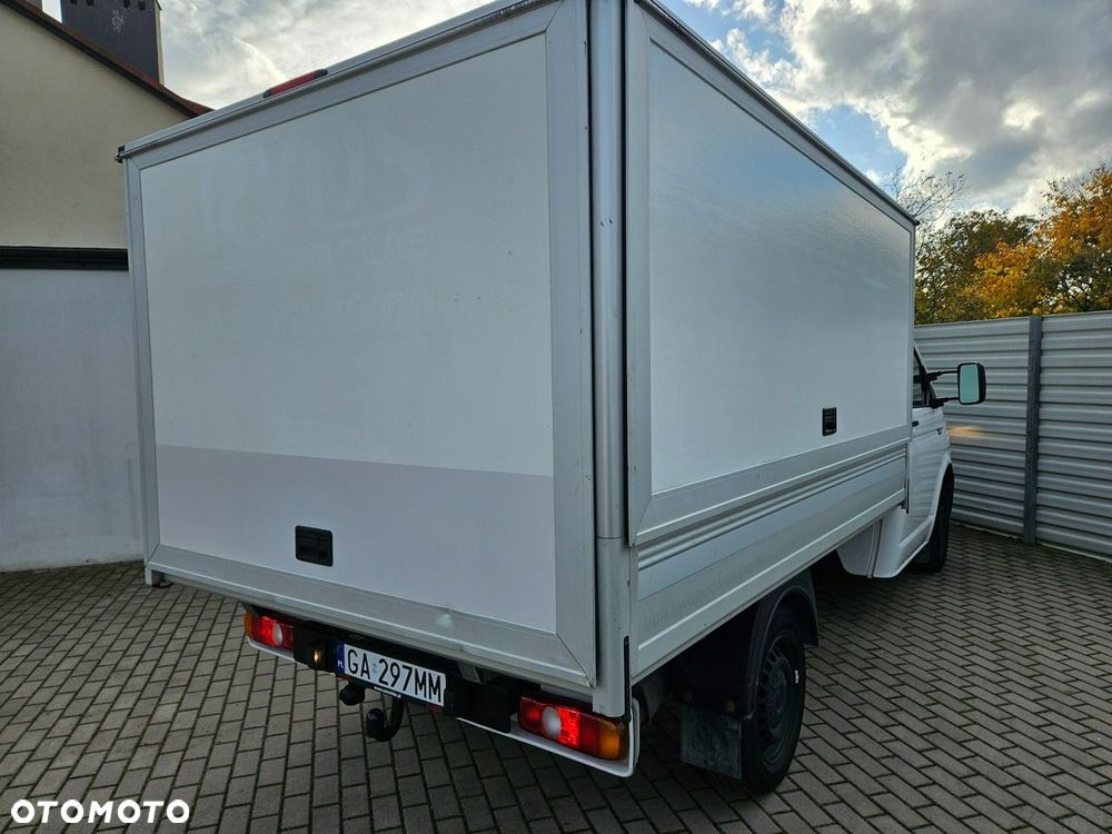 Volkswagen Transporter - 19