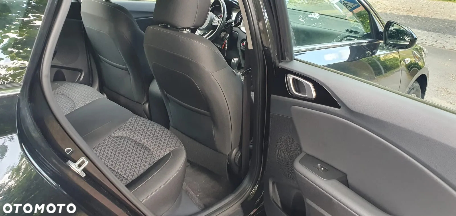 Kia Ceed 1.5 T-GDI OPF Vision - 13
