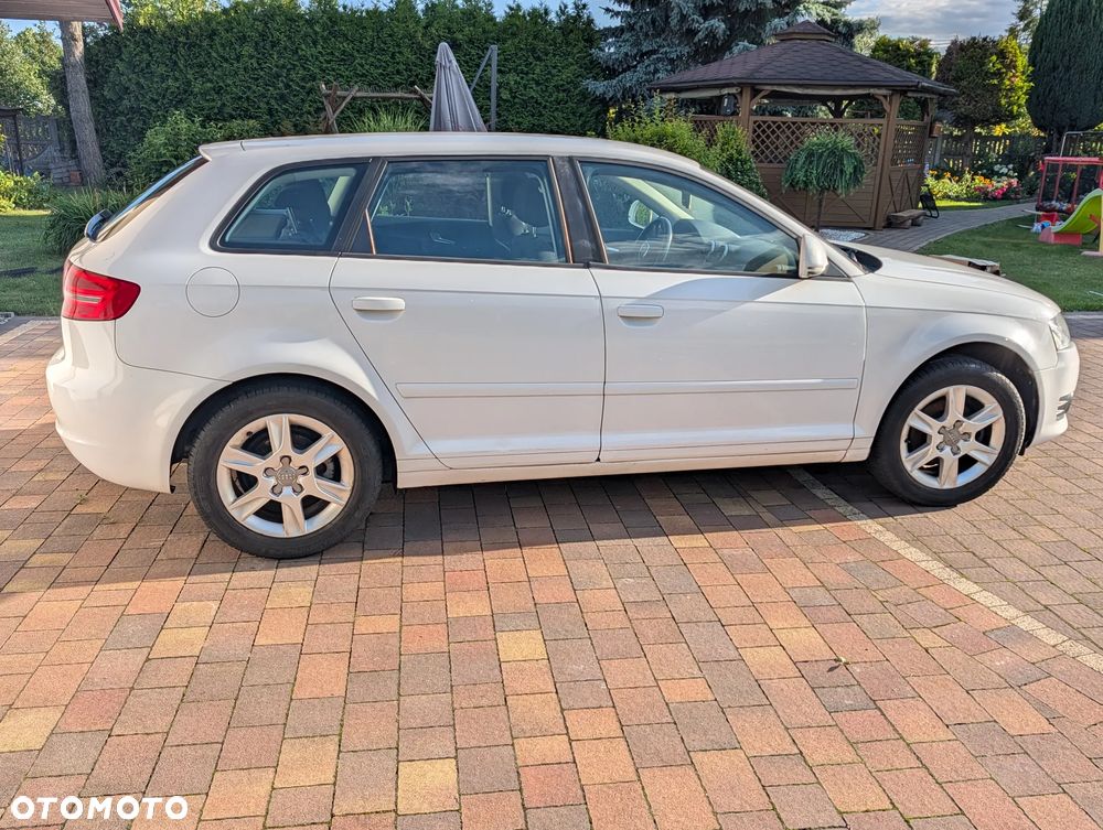 Audi A3 Sportback 1.6 Attraction - 7