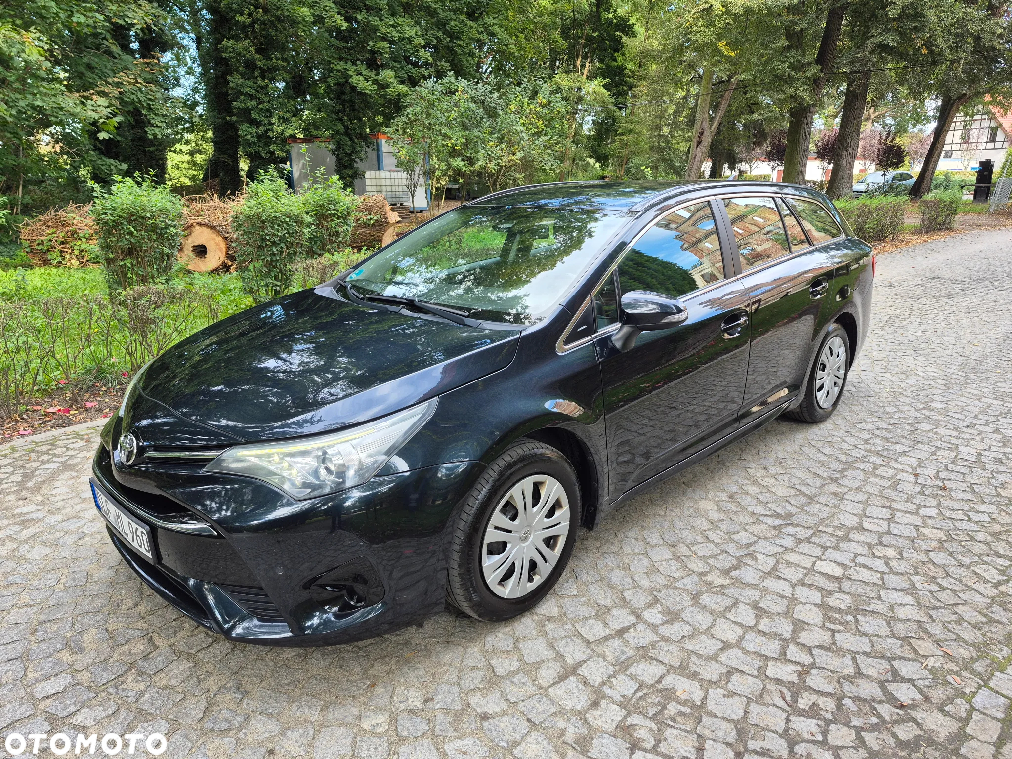 Toyota Avensis Combi 1.8 Comfort - 3