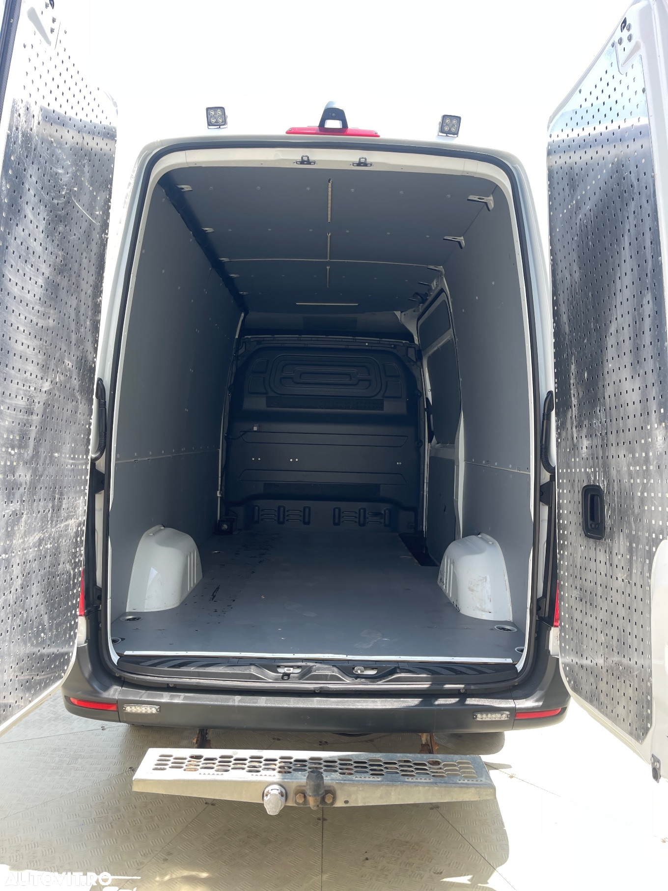 Mercedes-Benz Sprinter 316CDI  AUTOMAT MEDIU - 14
