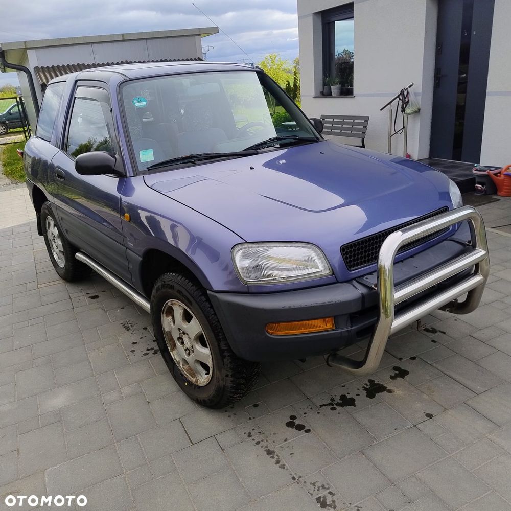 Toyota RAV4 2.0 - 16