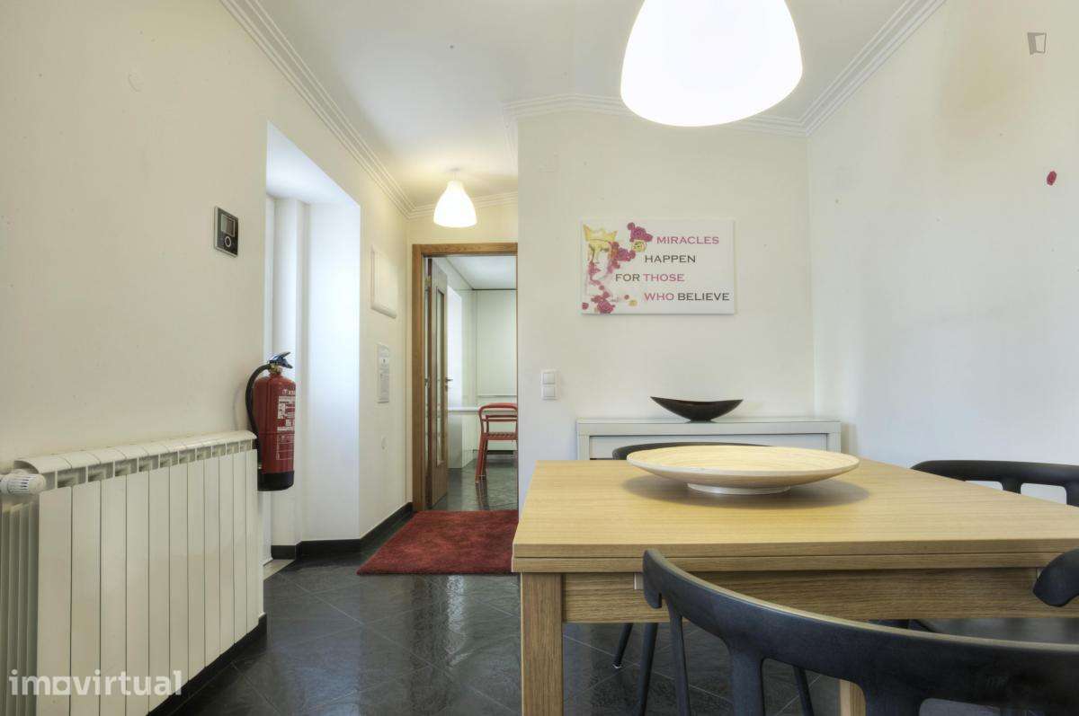 Apartamento com 1 quartos - localizado em Lumiar Lisbon - Grande imagem: 2/15