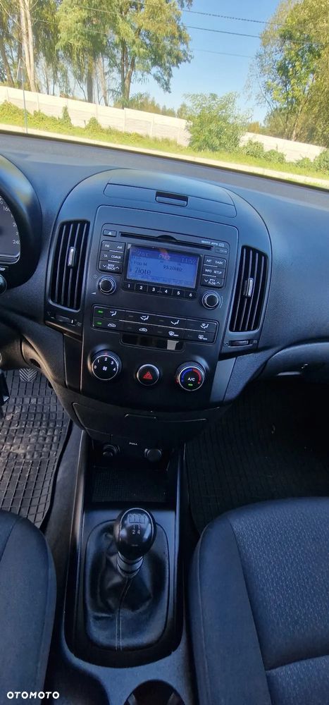 Hyundai i30 1.4 Base + EU5 - 12