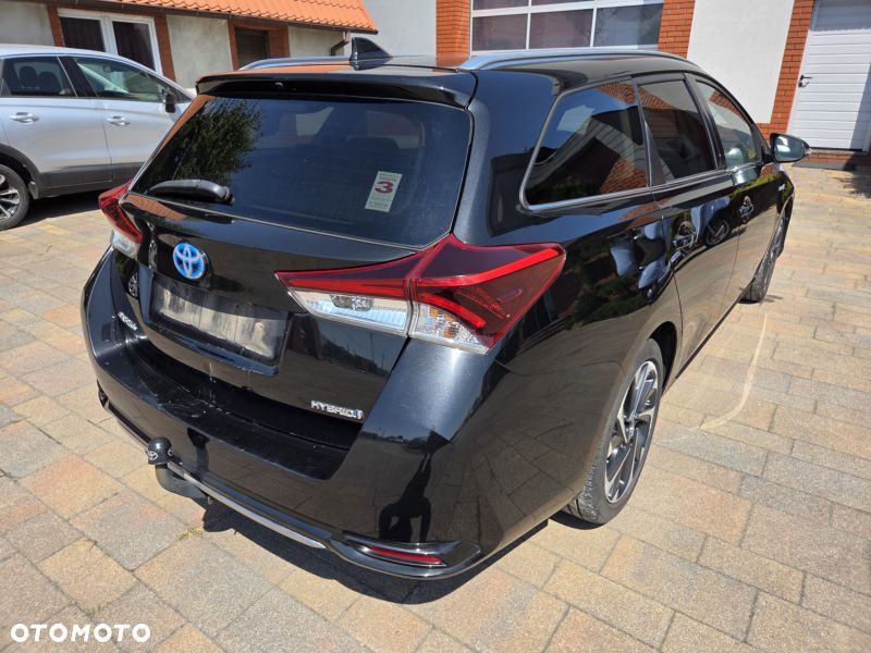 Toyota Auris - 4