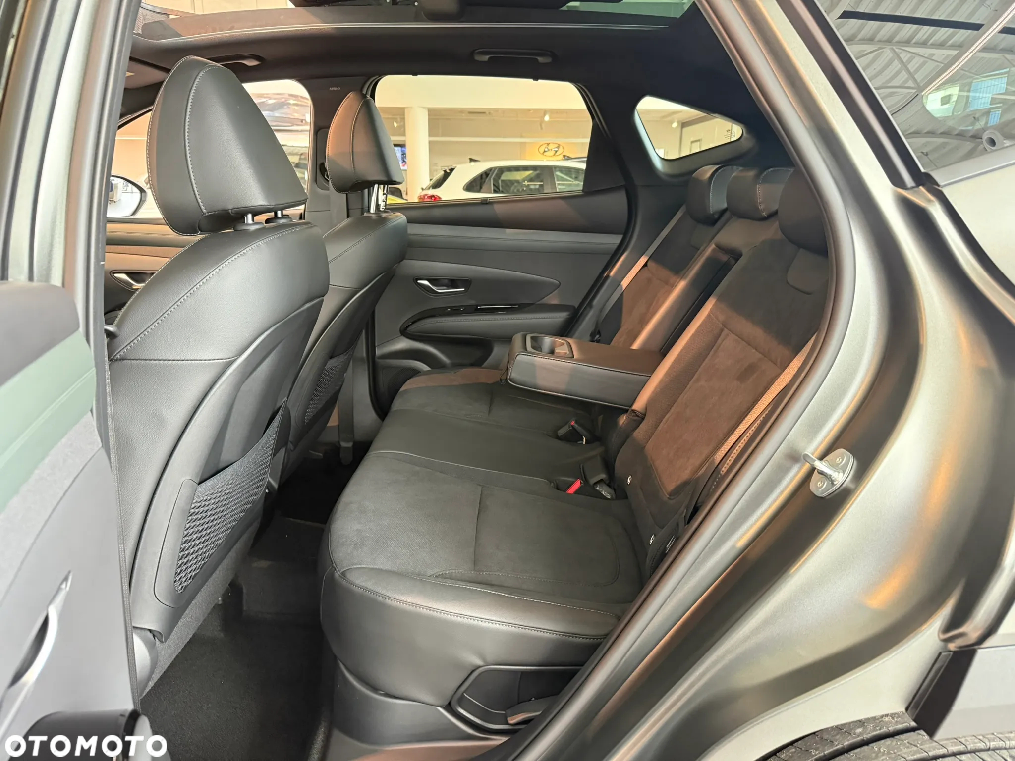 Hyundai Tucson 1.6 T-GDi HEV Platinum 2WD - 11