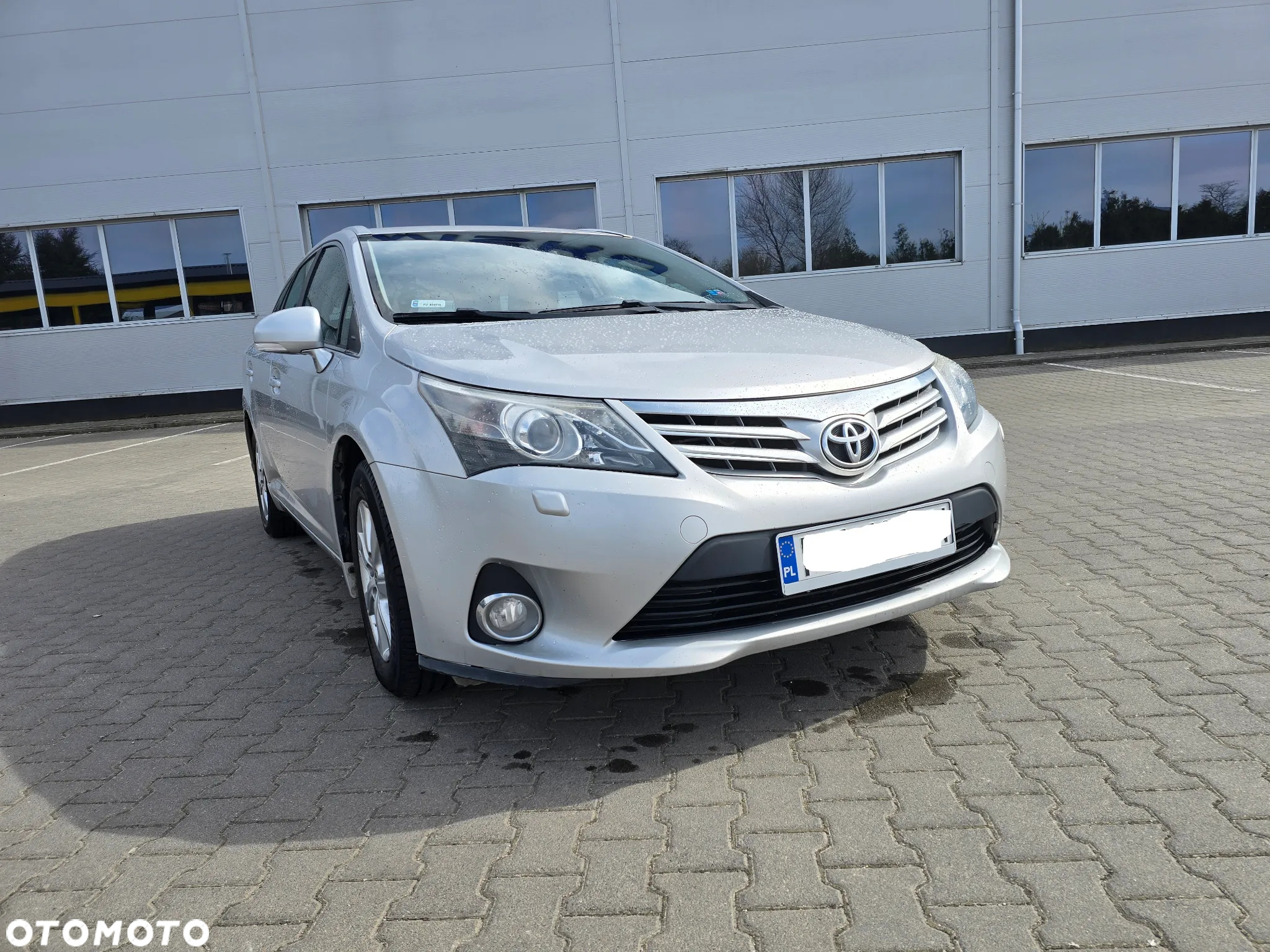 Toyota Avensis 2.0 D-4D Premium - 12