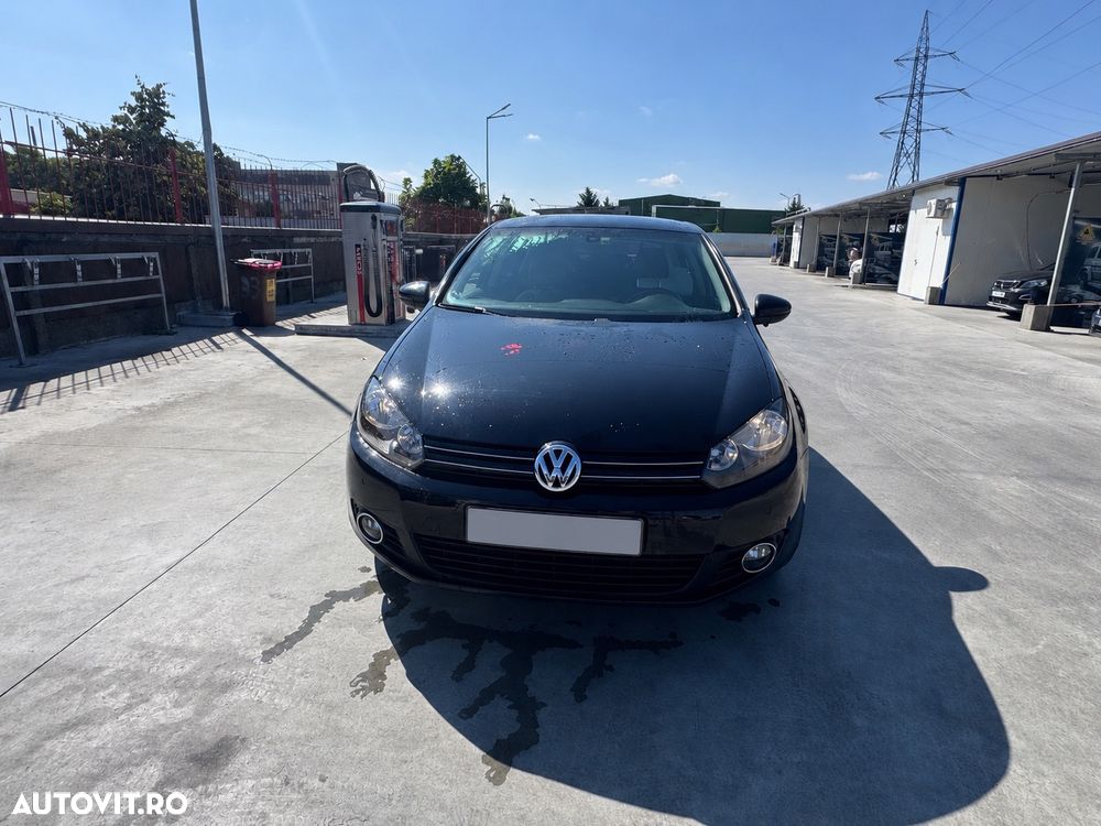 VOLKSWAGEN Golf 2011 — imagine 4