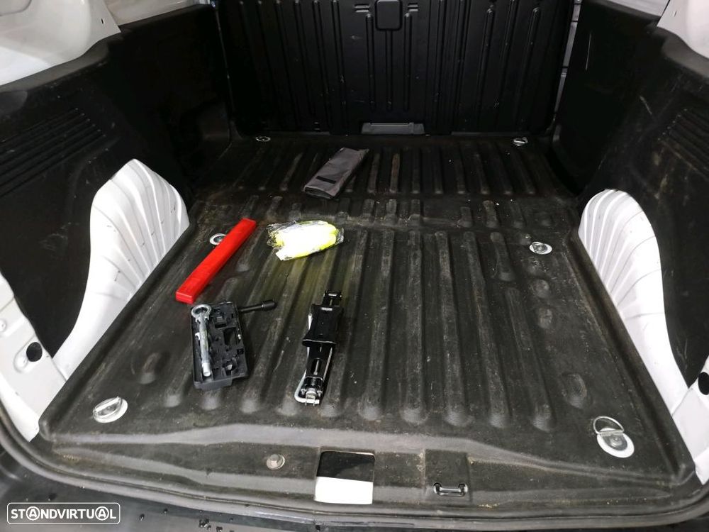 Peugeot PARTNER 1.5 BlueHDi M Standard - 8