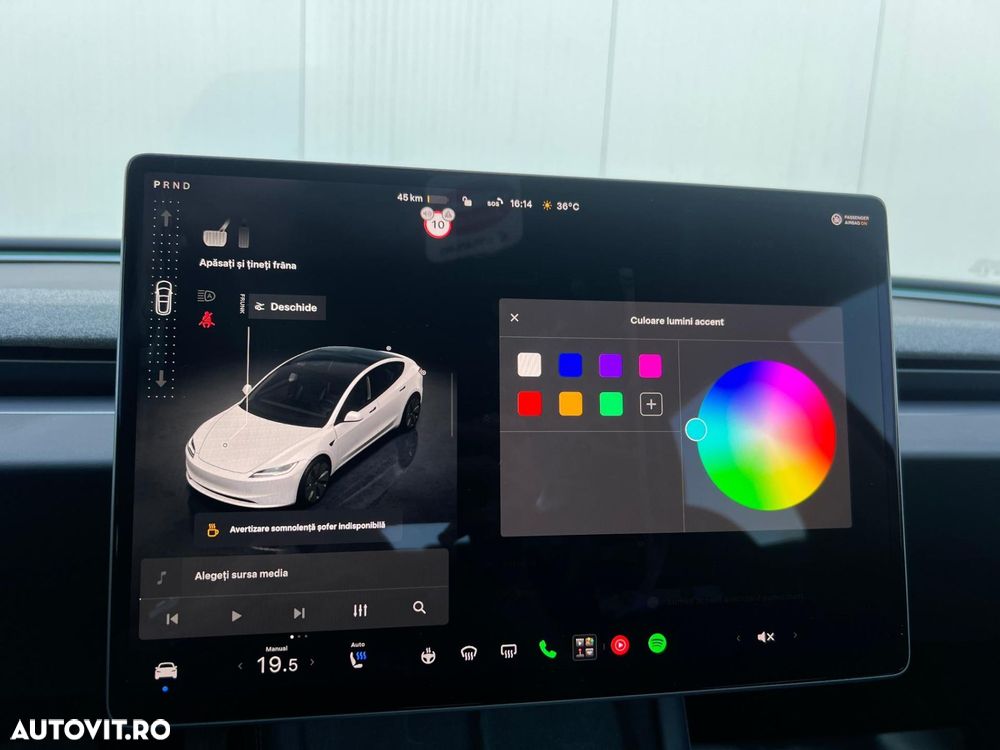 Tesla Model 3 - 36