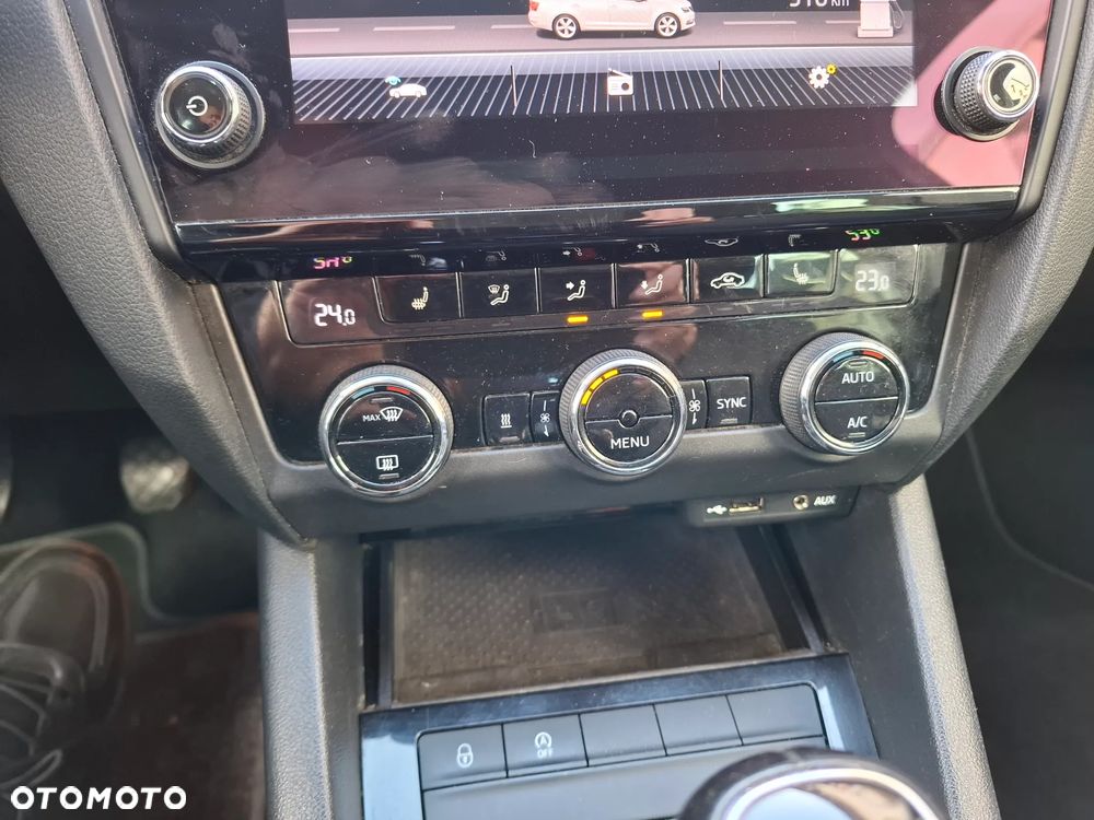 Skoda Octavia 1.6 TDI Premium Edition - 20