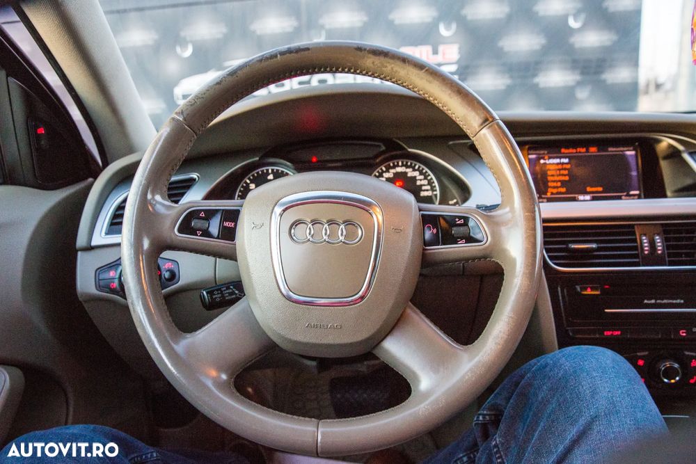 Audi A4 2.0 TDI Multitronic - 22