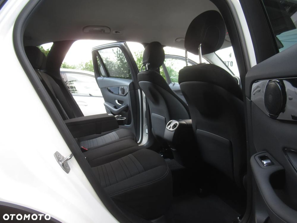 Mercedes-Benz GLC 200 4-Matic - 9