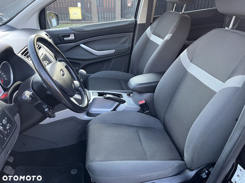 Ford Kuga 2.0 TDCi 2x4 Champions Edition - 6