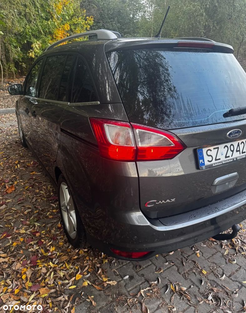 Ford Grand C-MAX - 10