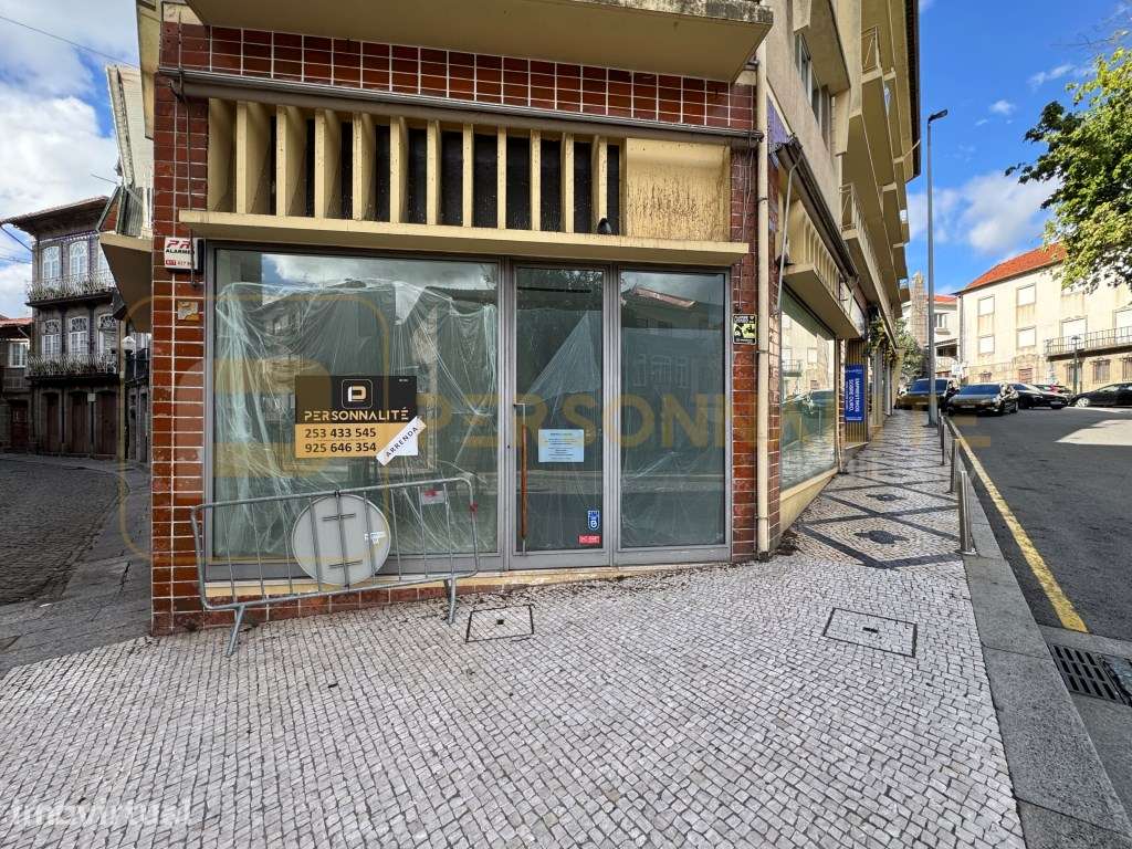 Excelente espaço comercial no coração da cidade de Guimarães - Grande imagem: 2/10