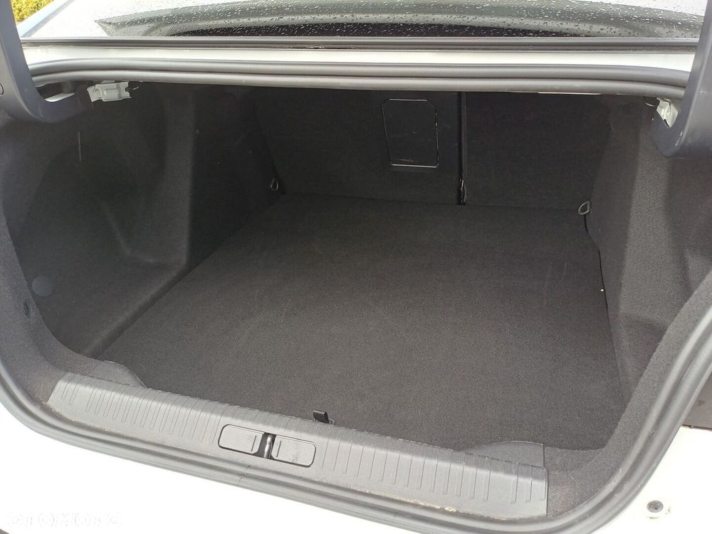 Citroën C4X 1.2 PureTech Max S&S EAT8 - 28