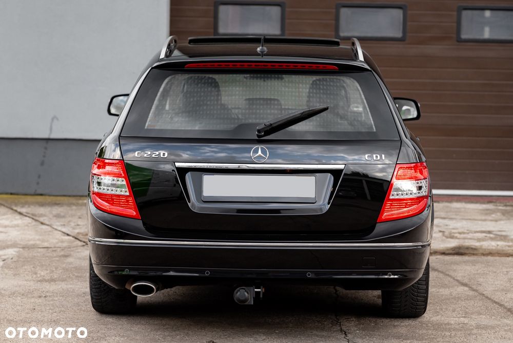 Mercedes-Benz Klasa C 220 CDI DPF Avantgarde - 11