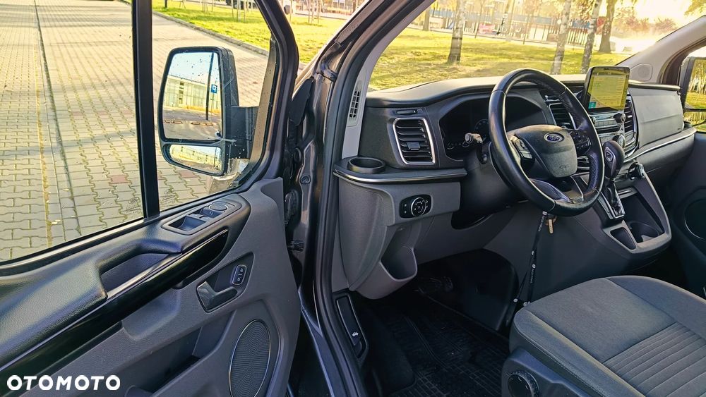Ford Tourneo Custom - 7
