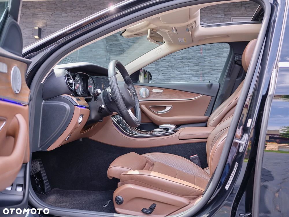 Mercedes-Benz Klasa E 220 d 9G-TRONIC - 9