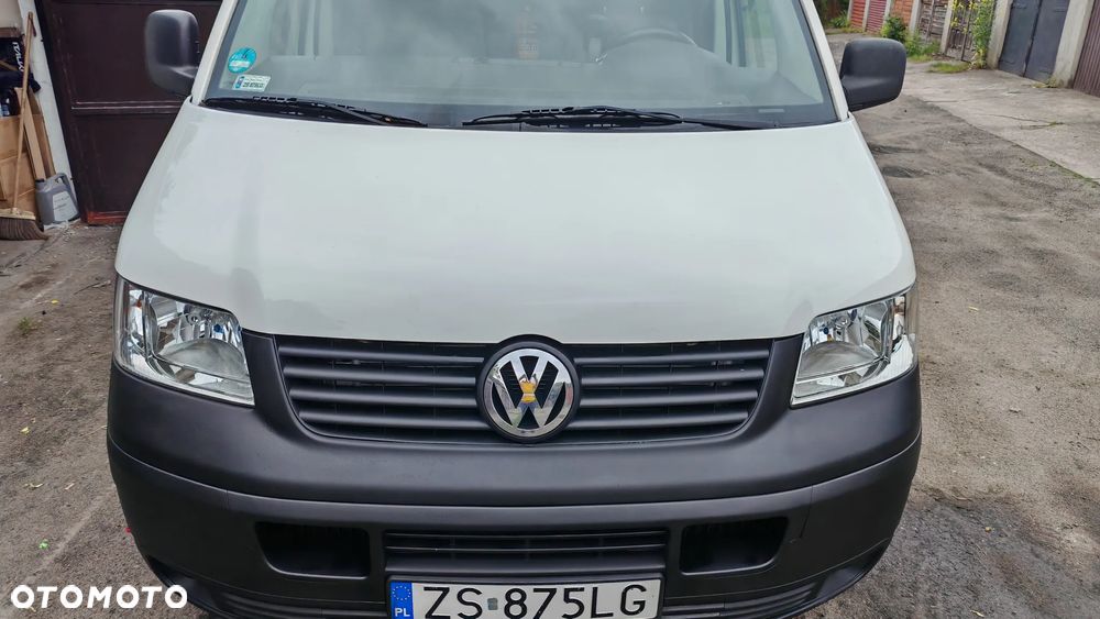 Volkswagen Transporter - 2