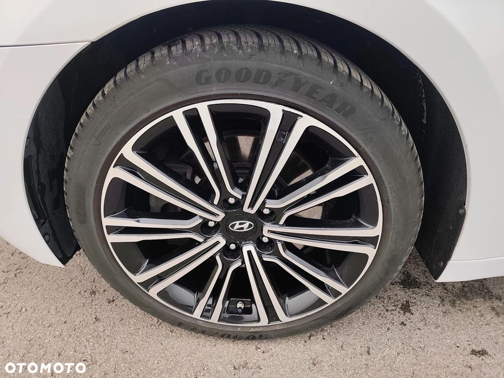 Hyundai i40 Kombi blue 1.7 CRDi DCT Premium - 38