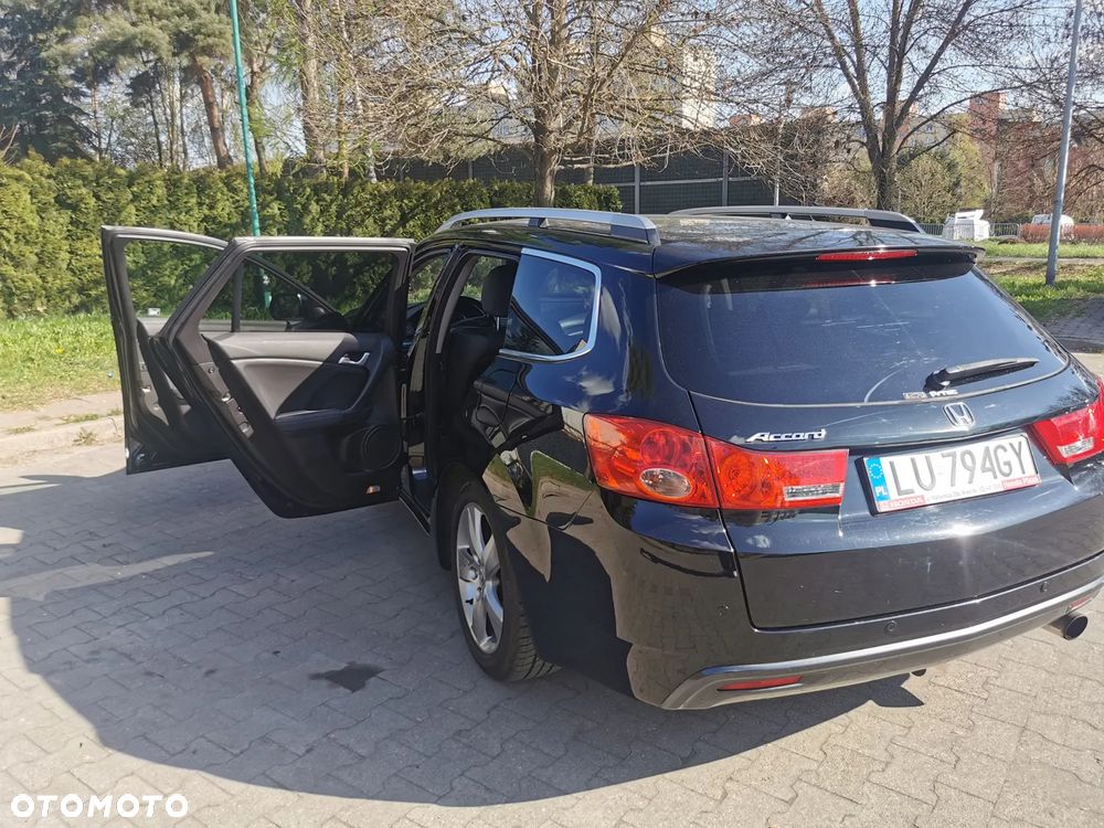 Honda Accord 2.0 Executive - 25