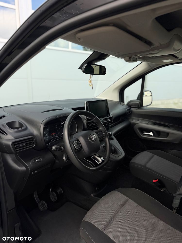 Toyota Proace City Verso 1.2 D-4T Family - 16