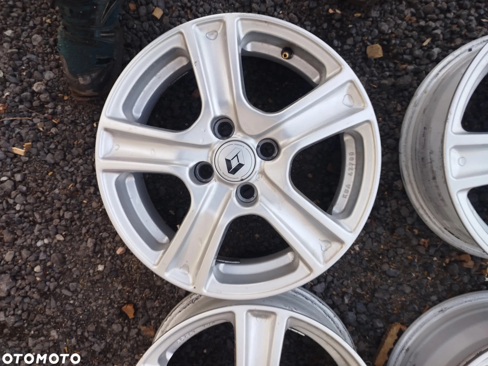 Felgi Aluminiowe Renault Twingo  dwie szerokość 5x15 i 5,5x15 Cali 4x100 Super stan - 2